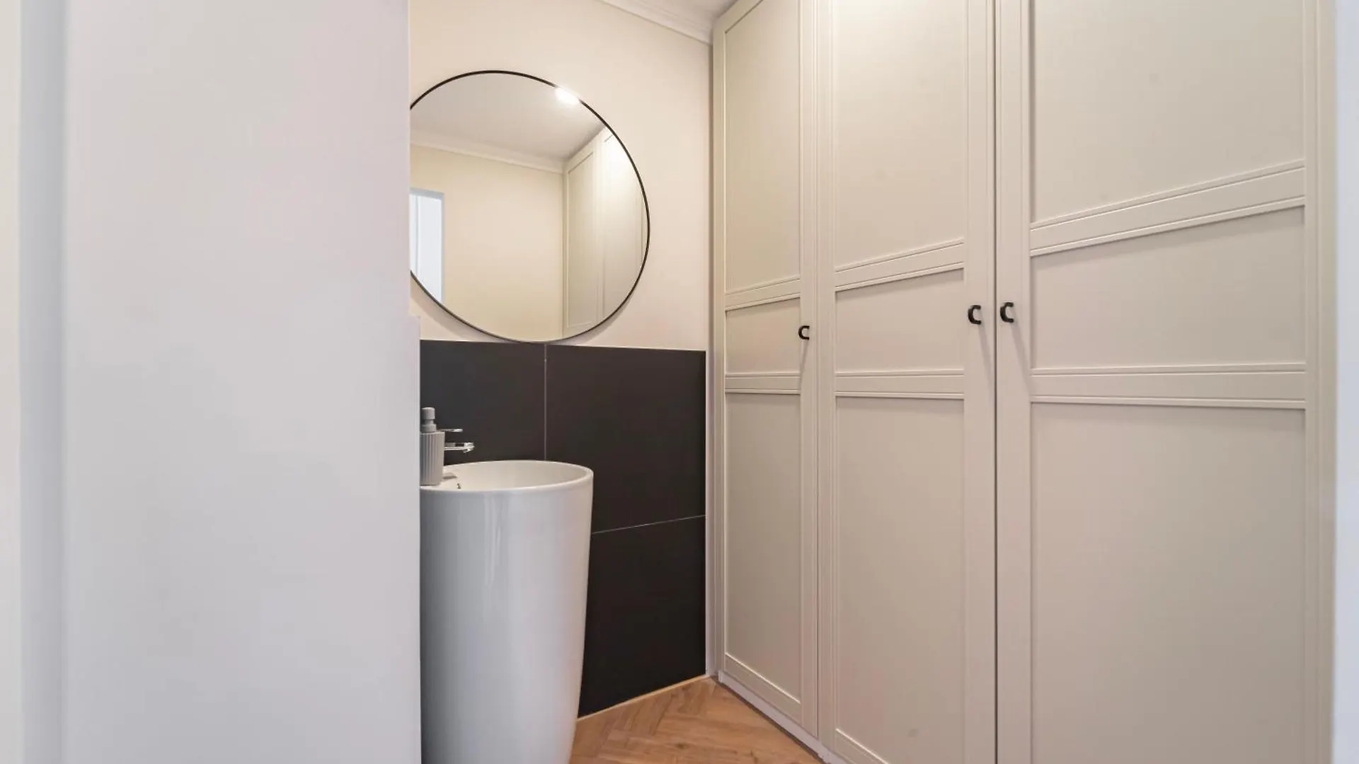 Luxurious Prestige Apartment On The St Stephen Road Budapest 0*,  Hongrie