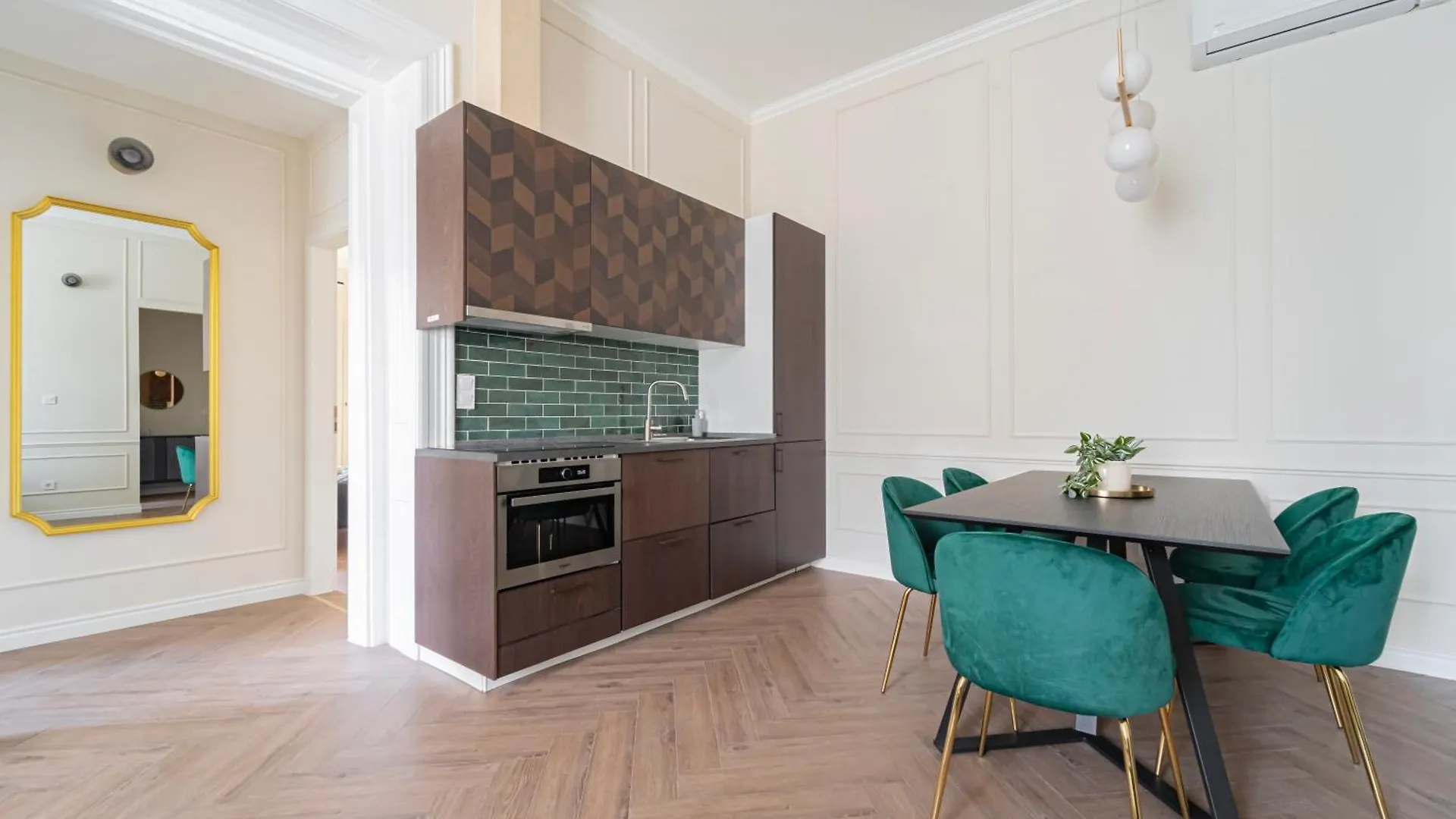 Luxurious Prestige Apartment On The St Stephen Road Budapest