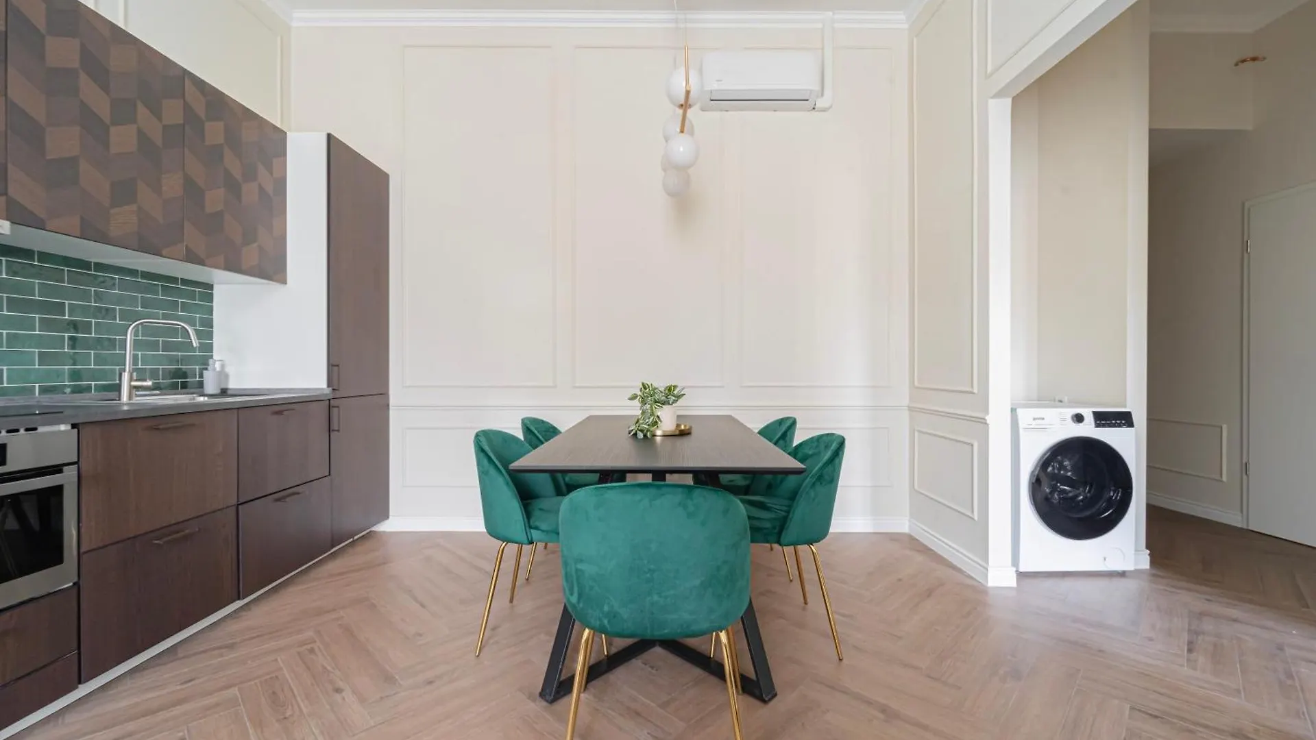 Luxurious Prestige Apartment On The St Stephen Road Budapest