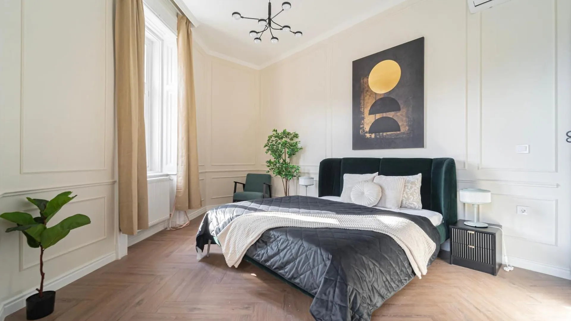 Luxurious Prestige Apartment On The St Stephen Road Budapest
